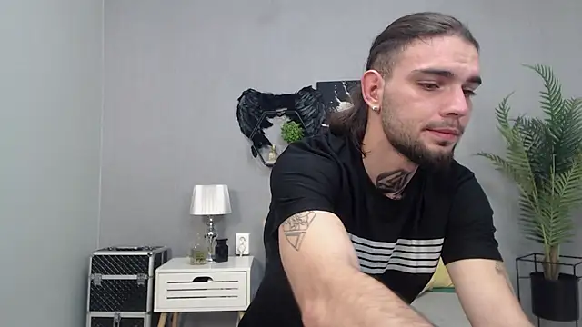 KaneHunter online show from 4, 12, 2025