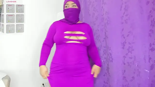 Snapshot of oksaana_arabic chatting on 16, 12, 2025 oksaana arabic online show from 16, 12, 2025