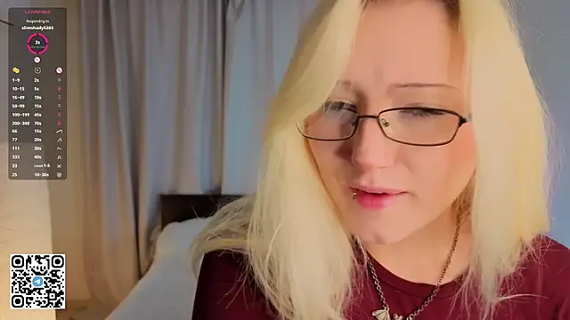 Snapshot of StellaZeolla chatting on 18, 12, 2025 StellaZeolla online show from 18, 12, 2025