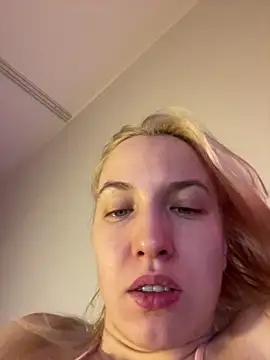 AmyAtlass online show from 19, 12, 2025