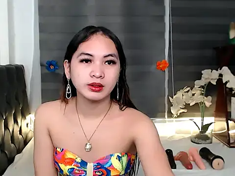 sylvannia cumslut online show from 7, 1, 2026