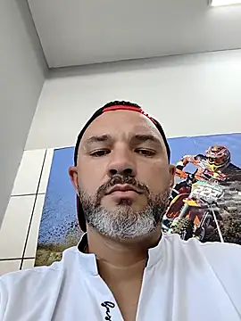 Snapshot of Paugostoso86 chatting on 26, 11, 2025 Paugostoso86 online show from 26, 11, 2025