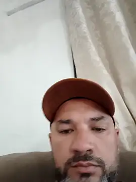 Snapshot of Paugostoso86 chatting on 28, 11, 2025 Paugostoso86 online show from 28, 11, 2025