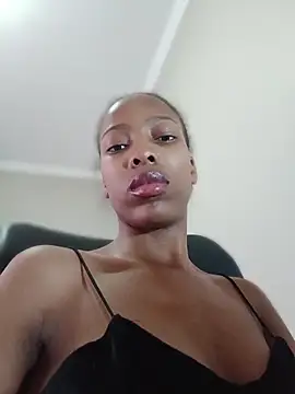 Snapshot of MsParisSmith chatting on 20, 6, 2026 MsParisSmith online show from 20, 6, 2026