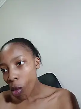 Snapshot of MsParisSmith chatting on 16, 7, 2026 MsParisSmith online show from 16, 7, 2026