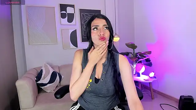 Miha Sophia  online show from 17, 12, 2025