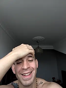 Snapshot of hazarcannn chatting on 8, 4, 2026 hazarcannn online show from 8, 4, 2026