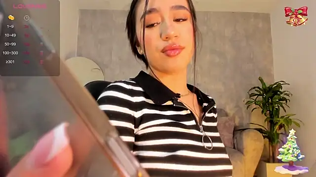 miacoopersx  online show from 19, 12, 2025