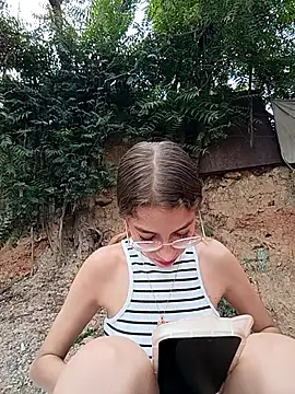 Vanneskk online show from 15, 2, 2026