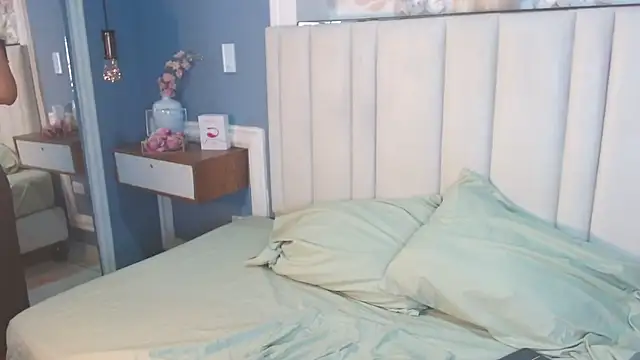 Snapshot of Chelseadow chatting on 6, 4, 2026 Chelseadow online show from 6, 4, 2026