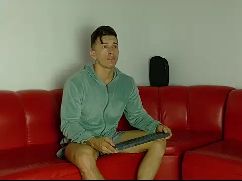 Snapshot of Arturo_reyes chatting on 18, 12, 2025 Arturo reyes online show from 18, 12, 2025