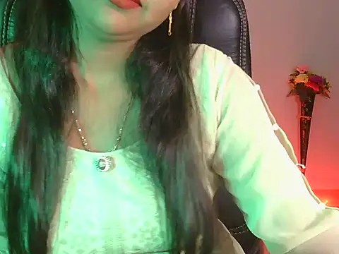 Snapshot of cute_rohani1 chatting on 1, 12, 2025 cute rohani1 online show from 1, 12, 2025