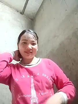 Snapshot of Maymayx2 chatting on 4, 12, 2025 Maymayx2 online show from 4, 12, 2025