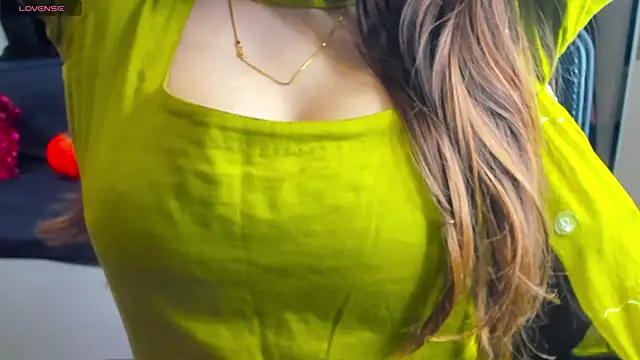 shawtty lakshika23 online show from 4, 2, 2026