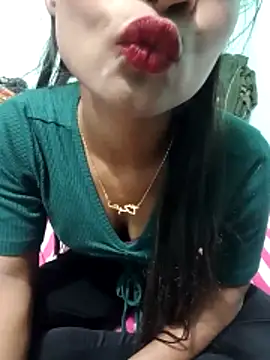 Zoyaa-Zubair online show from 25, 2, 2026