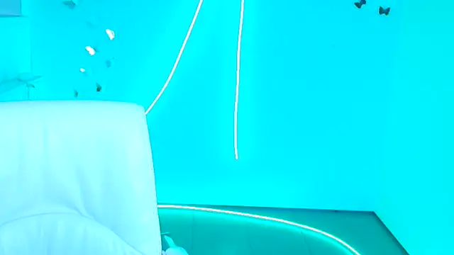 Amanda Swannn online show from 5, 1, 2026