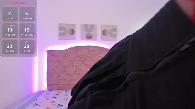 CloeBlaze online show from 22, 12, 2025