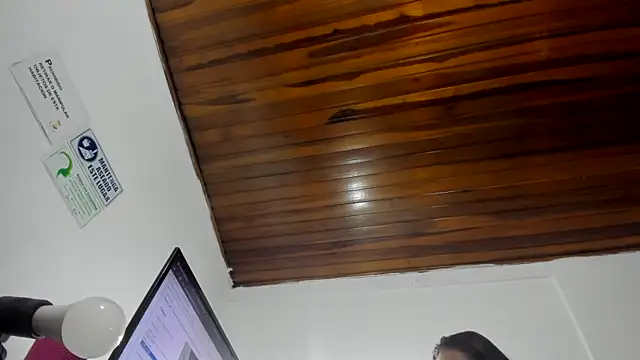 Valeria gil  online show from 8, 2, 2026