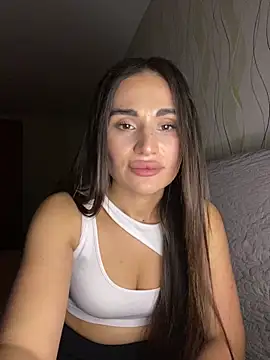 Snapshot of MonikaSi chatting on 5, 1, 2026 MonikaSi online show from 5, 1, 2026