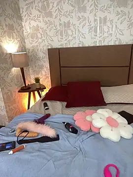 Paolagh  online show from 26, 2, 2026