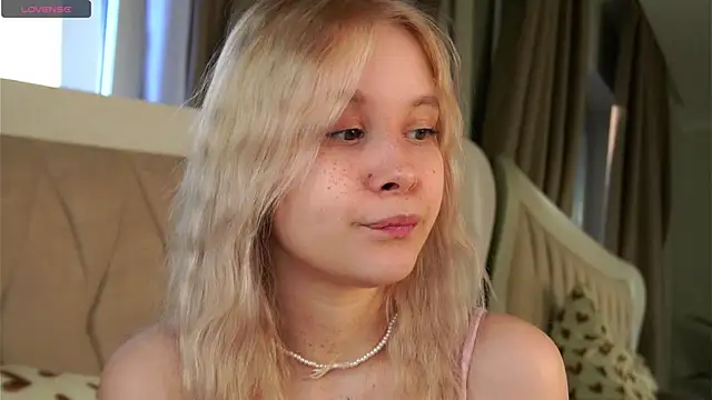 AunclreaVache online show from 7, 4, 2026