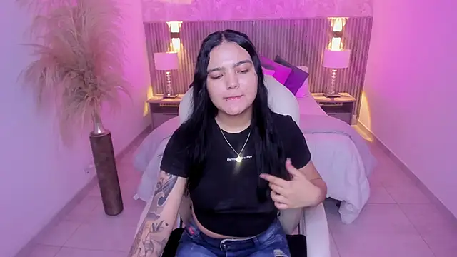 Allyson brown  online show from 15, 12, 2025