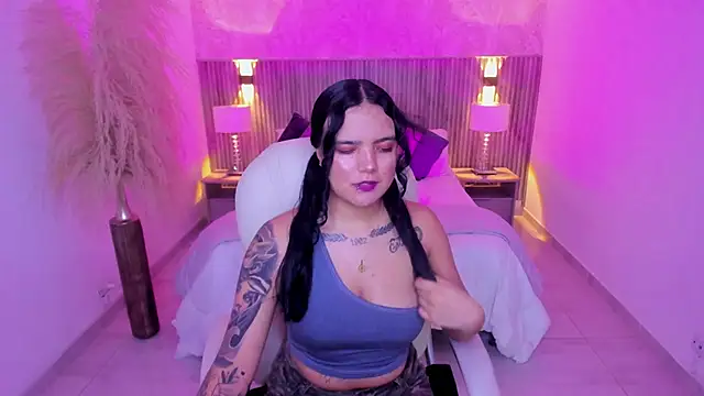 Allyson brown  online show from 17, 12, 2025