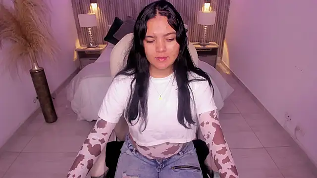 Allyson brown  online show from 21, 12, 2025