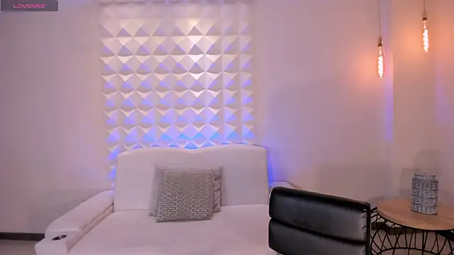 TinyAddams online show from 5, 1, 2026