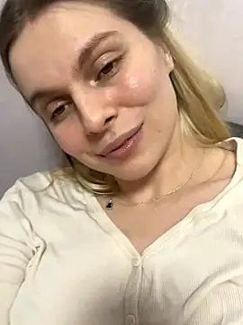 Snapshot of d0uble_trouble chatting on 22, 12, 2025 d0uble trouble online show from 22, 12, 2025