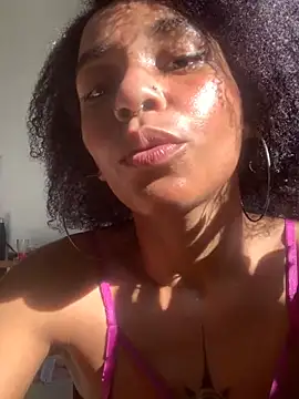 Lillith Bloom online show from 19, 2, 2026