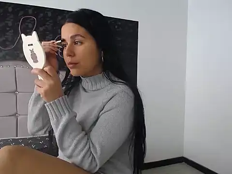 Alanaa Sweet- online show from 5, 12, 2025