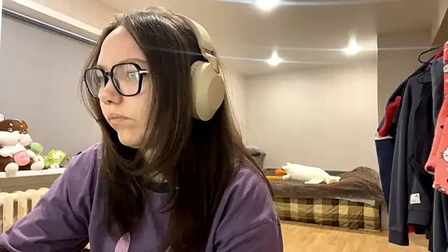 KerriMcbreen online show from 17, 12, 2025