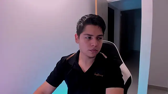 Snapshot of Asta_YunoXXX chatting on 5, 6, 2026 Asta YunoXXX online show from 5, 6, 2026