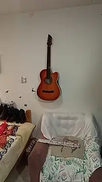 Snapshot of Emma_Everett chatting on 18, 12, 2025 Emma Everett online show from 18, 12, 2025