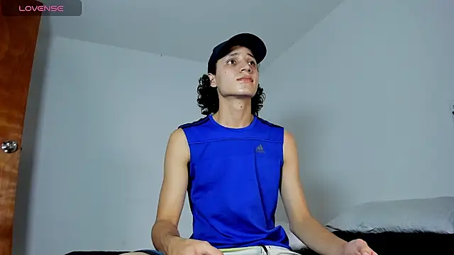 Esteban2  online show from 5, 2, 2026