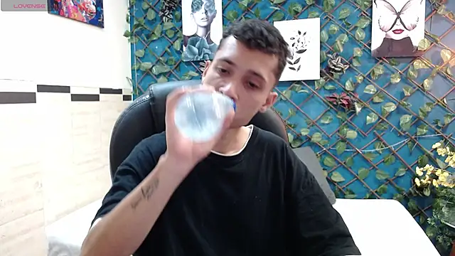 LucassSmith11 online show from 13, 5, 2026