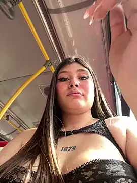 Snapshot of AngieG02_ chatting on 1, 12, 2025 AngieG02 online show from 1, 12, 2025