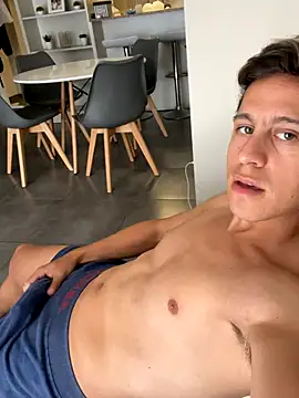 Snapshot of Emanueldickarg chatting on 3, 12, 2025 Emanueldickarg online show from 3, 12, 2025