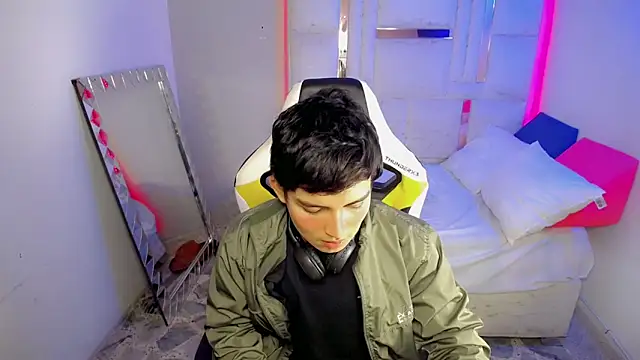 Snapshot of Green_XoX chatting on 10, 1, 2026 Green XoX online show from 10, 1, 2026