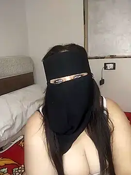 Snapshot of lolotheone chatting on 8, 2, 2026 lolotheone online show from 8, 2, 2026