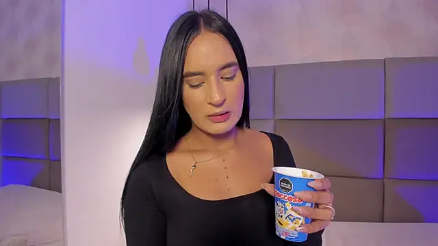 Emily luve online show from 17, 1, 2026