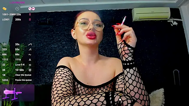 Snapshot of Cherry_Charmxxx chatting on 2, 12, 2025 Cherry Charmxxx online show from 2, 12, 2025