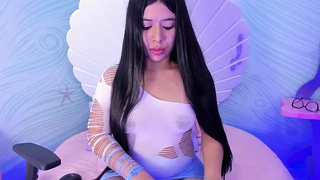 Snapshot of CHLOE_BLOWJOB chatting on 27, 2, 2026 CHLOE BLOWJOB online show from 27, 2, 2026