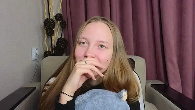 BibiStapler online show from 21, 12, 2025