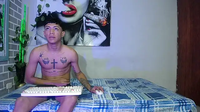 Snapshot of Dxrty_candy chatting on 19, 12, 2025 Dxrty candy online show from 19, 12, 2025