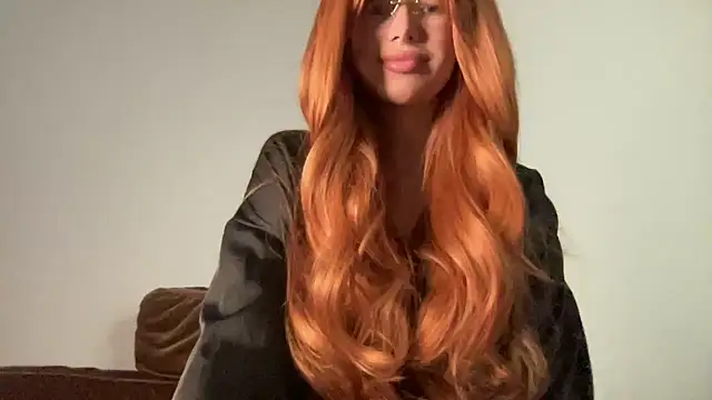 EliseMeadow online show from 17, 12, 2025