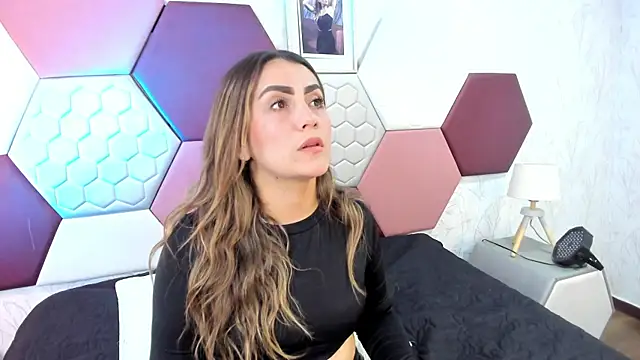 AriaRous online show from 7, 5, 2026