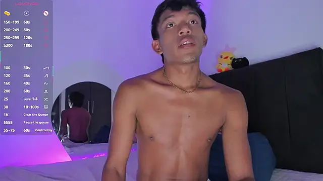 Snapshot of santinaughty chatting on 22, 3, 2026 santinaughty online show from 22, 3, 2026