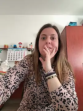 Snapshot of Sareyxon chatting on 7, 4, 2026 Sareyxon online show from 7, 4, 2026